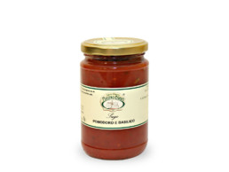 sugo di pomodoro e basilico (tomato sauce with basil) di 